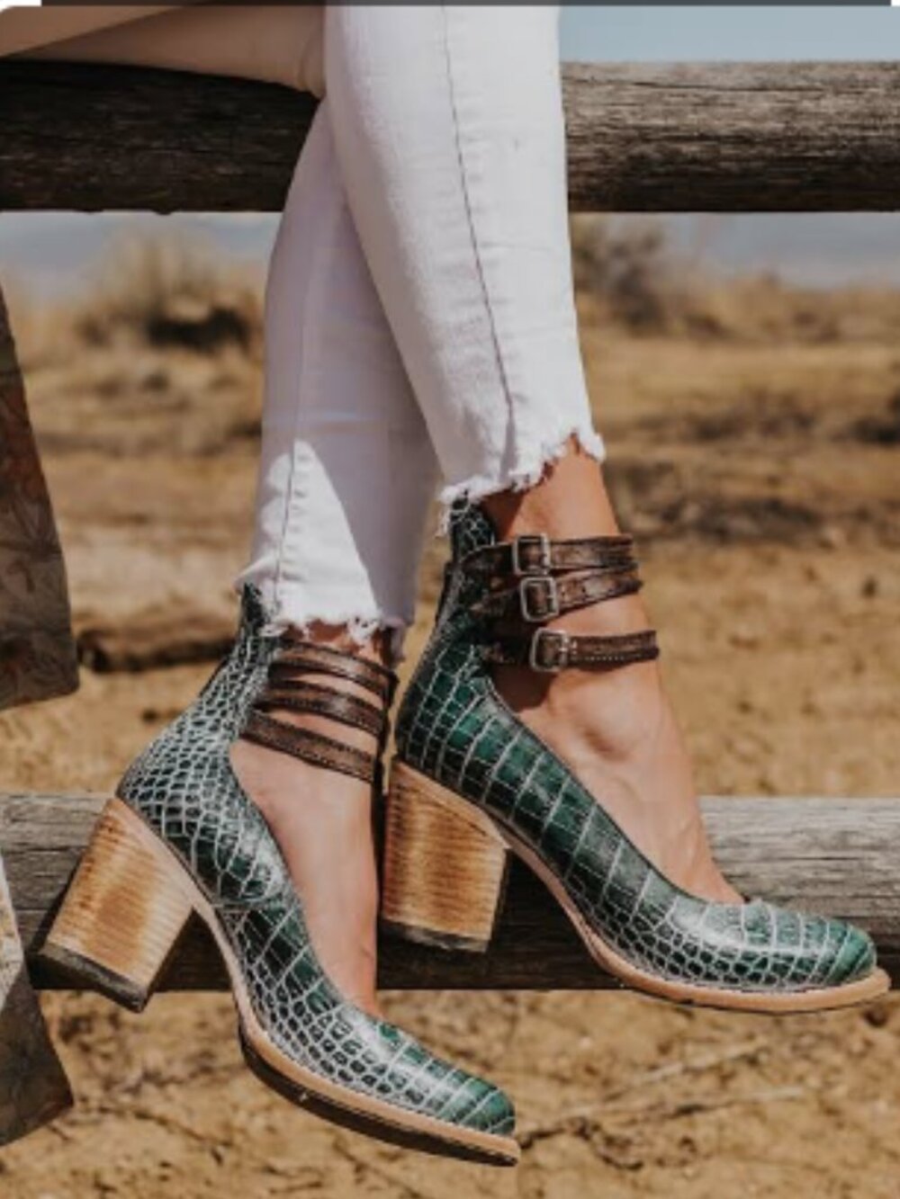 NEW Freebird Randi Croc-Embossed Turquoise Leather Heels Size 9 Buckle Straps